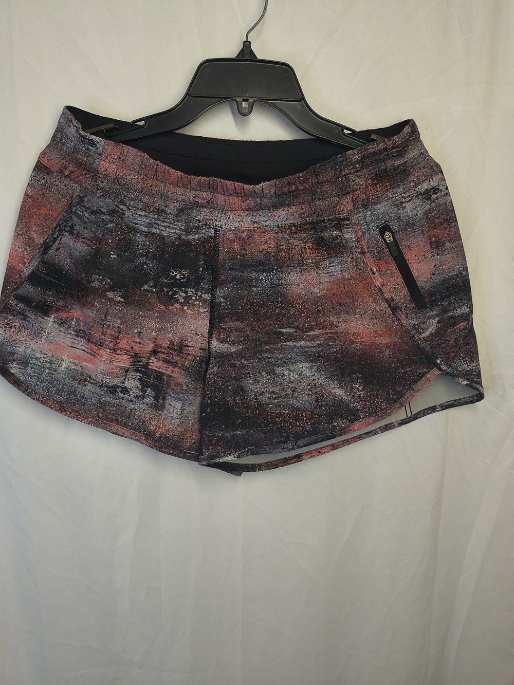 lululemon multicolor abstract print running shorts